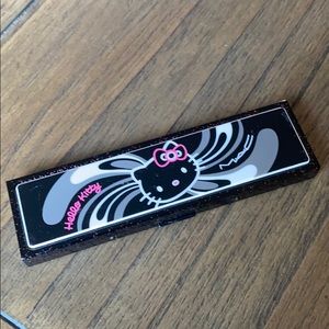 Mac x Hello Kitty palette Too Dolly